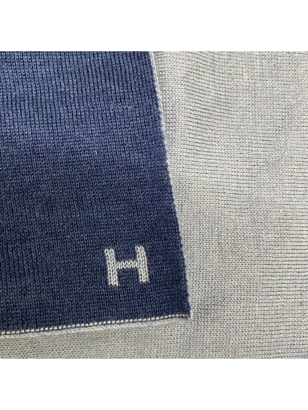 Hermes Scarf le Tour Light Blue Navy Cashmere Silk - Picture 4 of 4